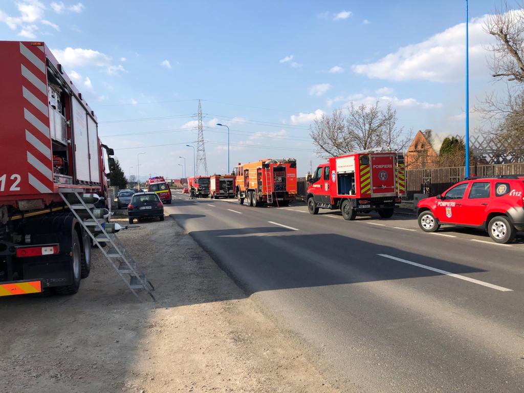 interventie-pompieri-incendiu-Brasov_ba373.jpg