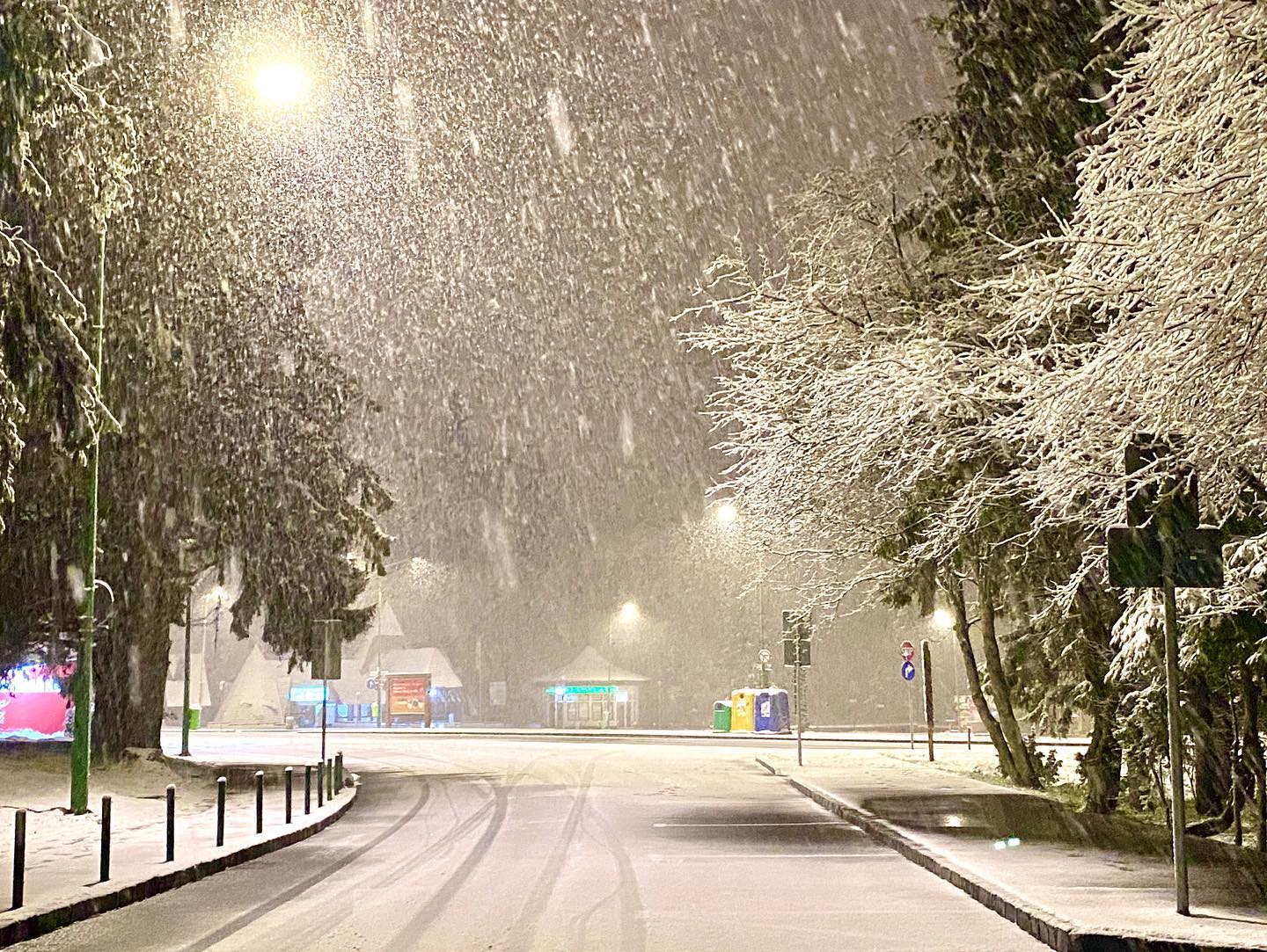iarna-aprilie-poiana-brașov_d6f05.jpg