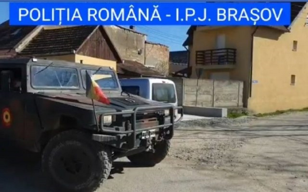 masina-militara-teliu-brasov-640x400_c0696.jpg