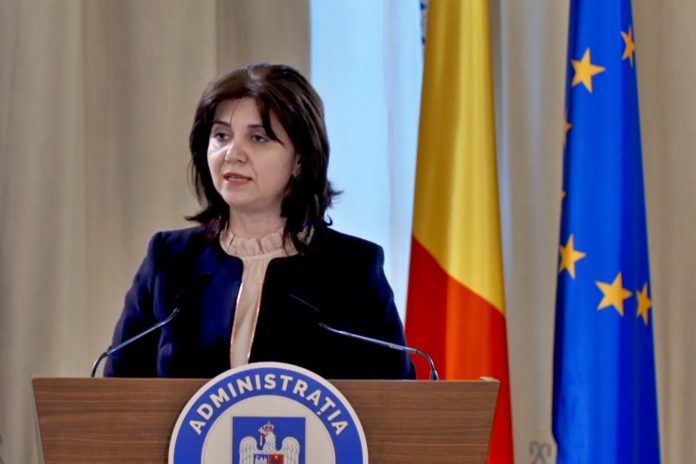 Monica-Anisie-presidency.ro_-696x464_e6b33.jpg