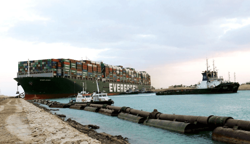 nava-esuata-canal-suez_1_589a9.png
