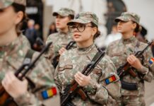 Studenții de la Academia Forțelor Aeriene au depus jurământul militar studenti Academia Forțelor Aeriene „Henri Coandă”