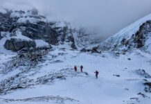 Tânăr dispărut în Bucegi. Elicopterul Black Hawk, folosit în operațiunea montană operatiune cautare